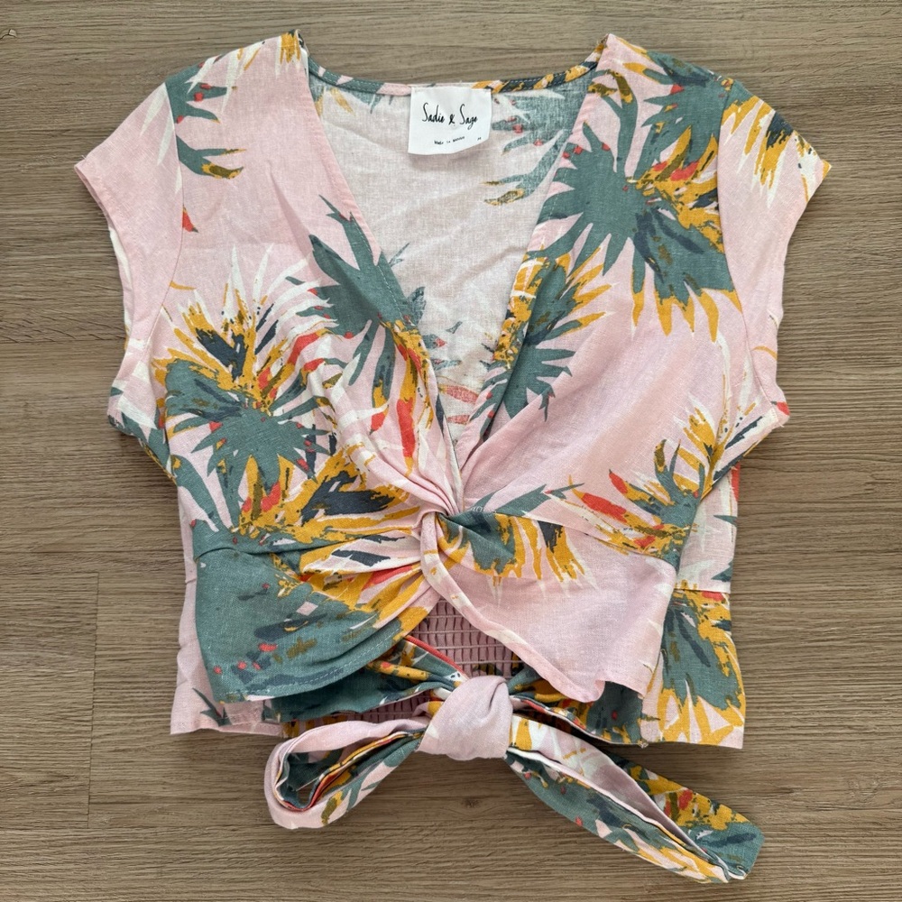 Sadie & Sage Twist-Front Tropical Cap Sleeve Linen Top Cropped Front Tie Beach M
